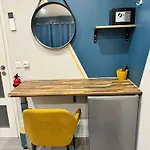 Hostal Worldroom Privée Avec Espace Commun
