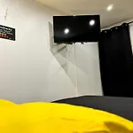 Hostal Worldroom Privée Avec Espace Commun *