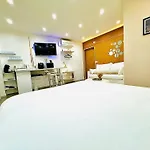 Worldroom Privée Avec Espace Commun Hostal