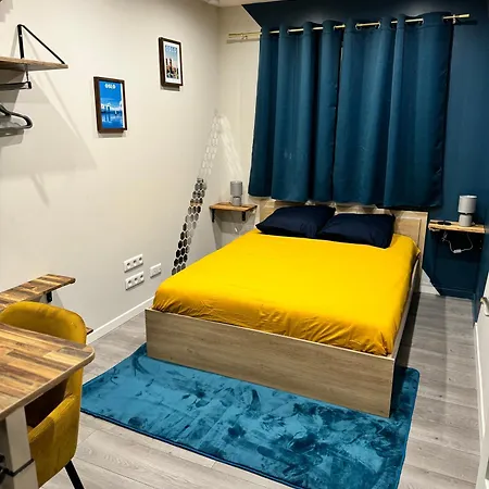 Worldroom Privee Avec Espace Commun Хостел *