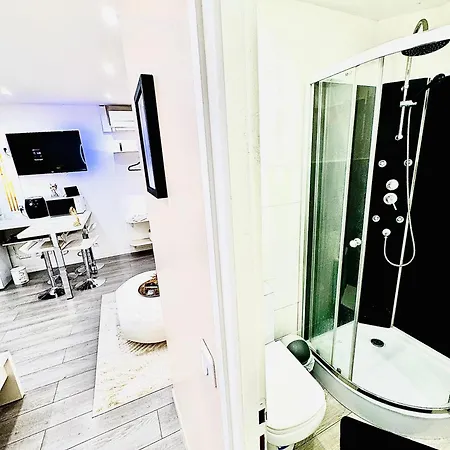 Hostel Worldroom Privee Avec Espace Commun