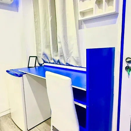 Hostal Worldroom Privée Avec Espace Commun *