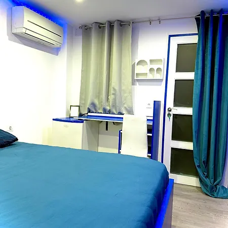 Worldroom Privee Avec Espace Commun Hostel