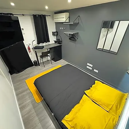 Worldroom Privee Avec Espace Commun Hostel