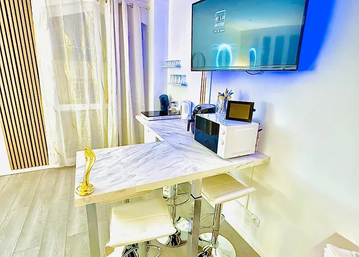 Worldroom Privee Avec Espace Commun Hostel