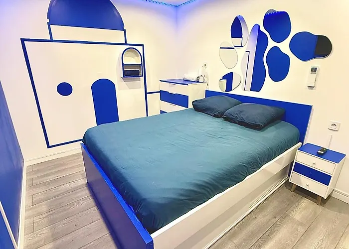 Worldroom Privee Avec Espace Commun Perpignan